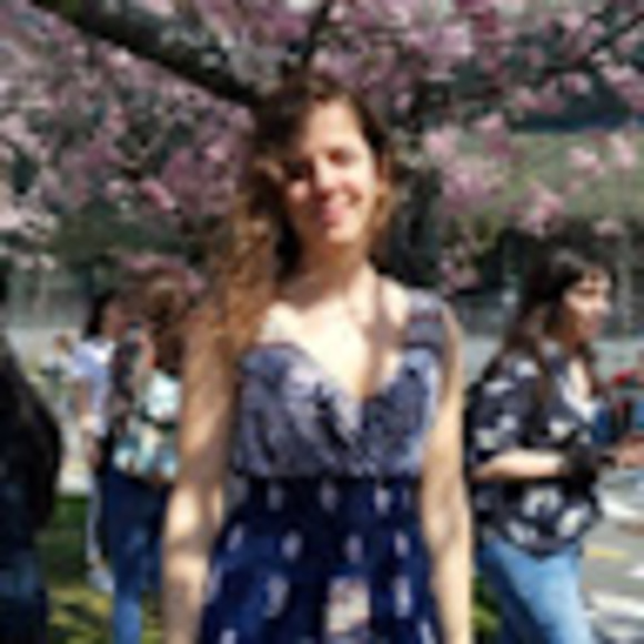 Meet your Posher, Sandra - Picture 1 of 1